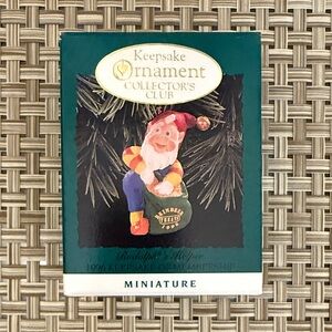 Hallmark Keepsake Ornament Collector's Club “Rudolph's Helper” 1996
